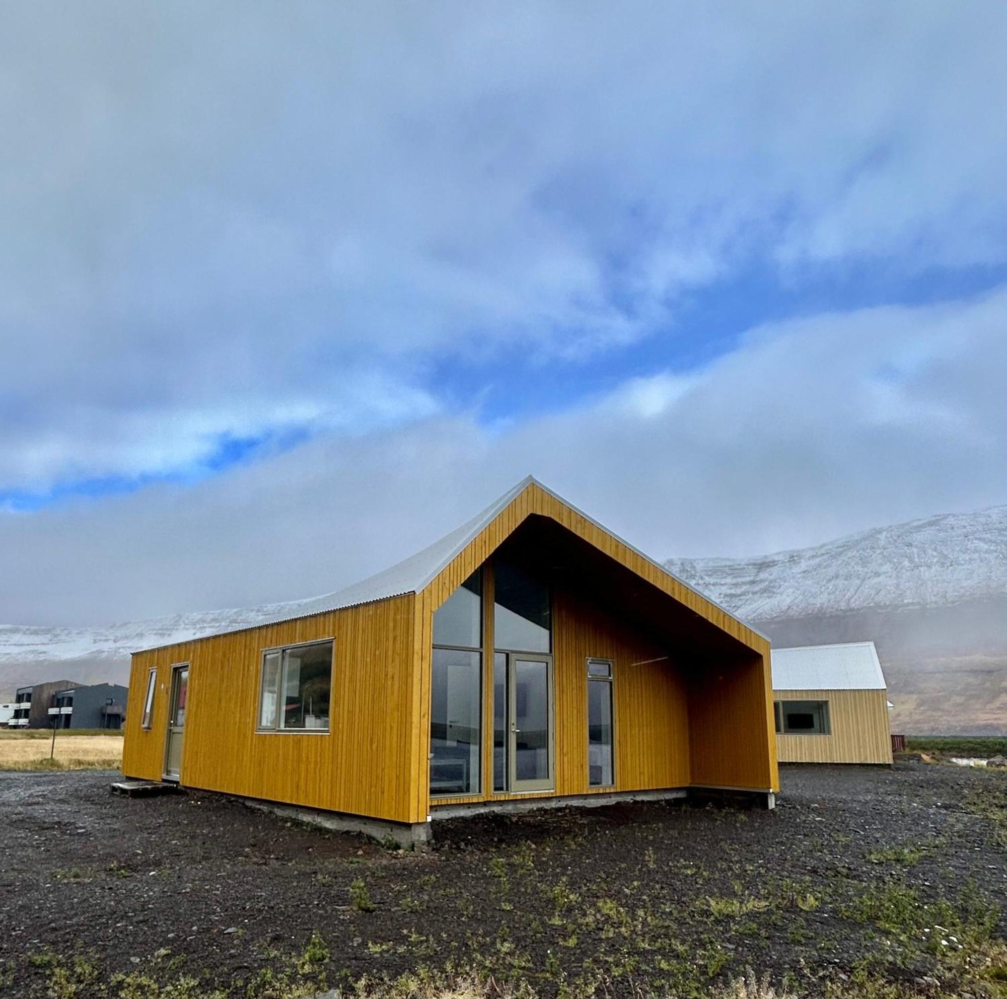 Fisk Club Cottages - Captain'S House Sudureyri Extérieur photo