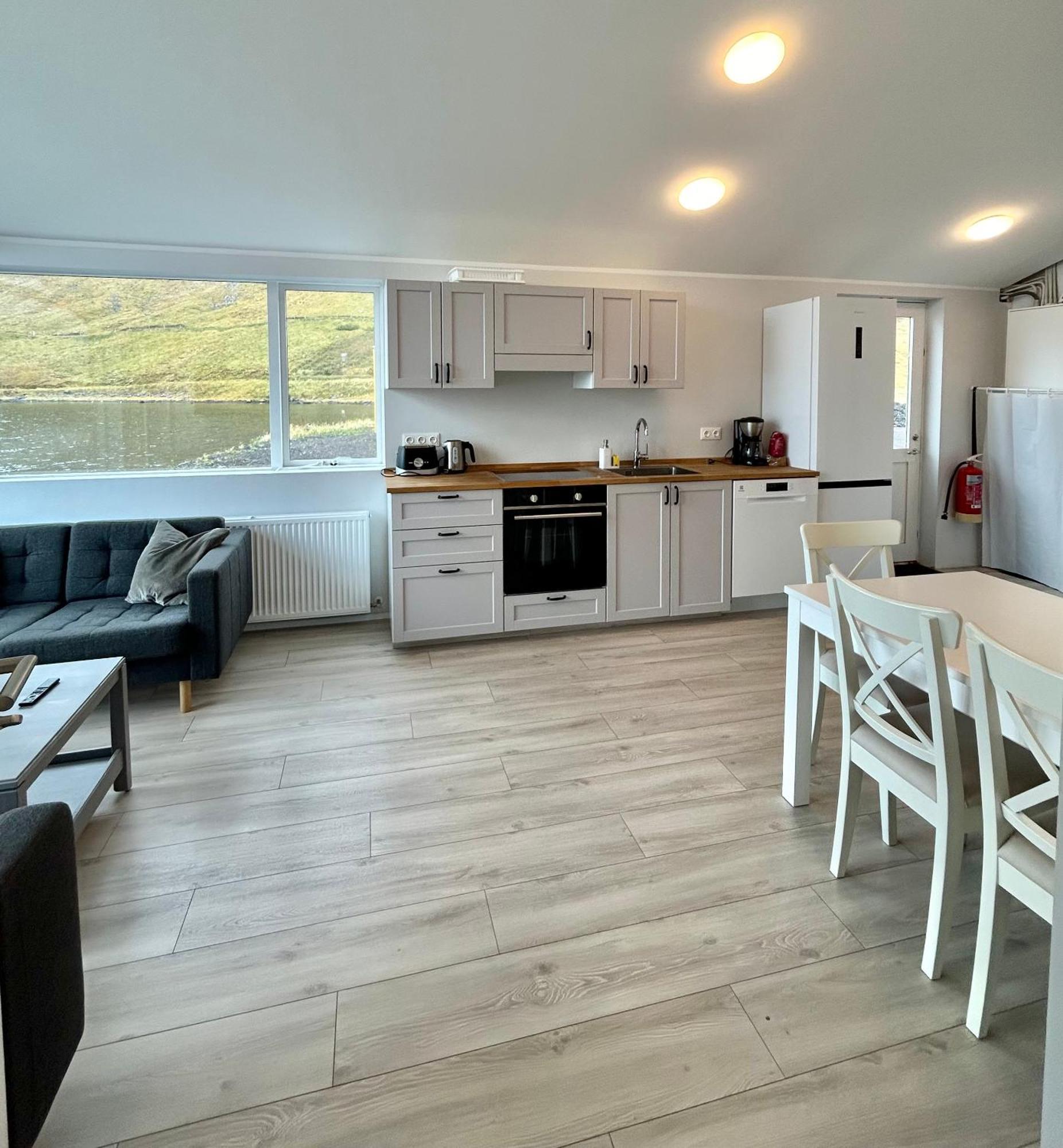 Fisk Club Cottages - Captain'S House Sudureyri Extérieur photo